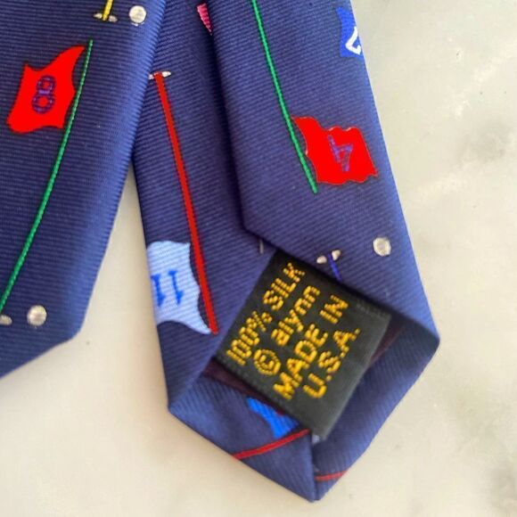 “Golf Tee Time” Alynn Neckwear silk tie - Picture 4 of 7